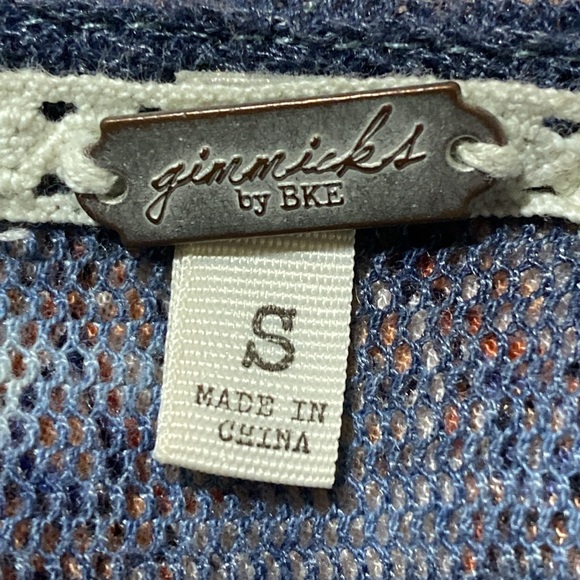 Duster - Picture 5 of 5